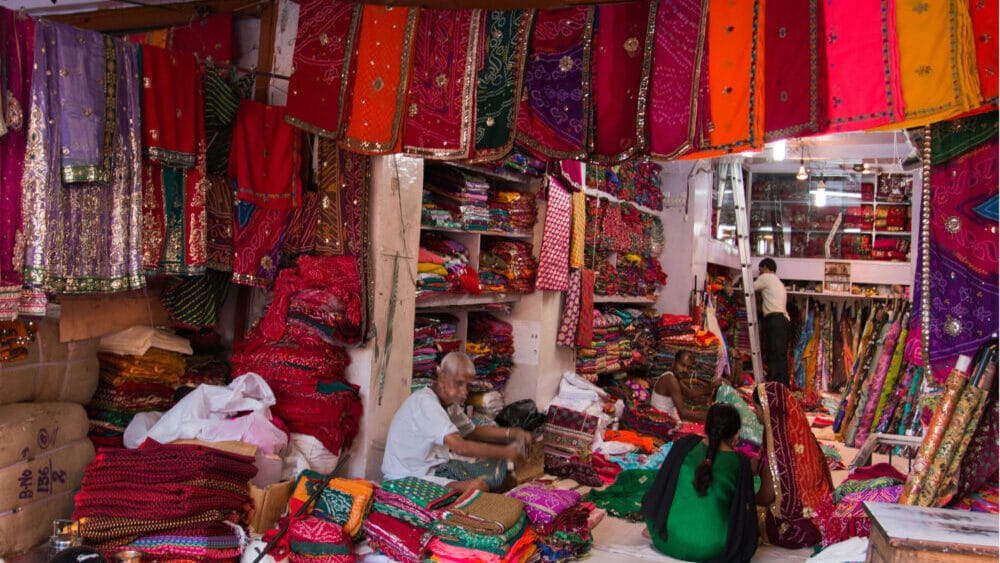 Top 10 Things to Buy in Jaipur Bazaars